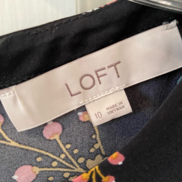 Black dress with multi colored floral design - Picture 5 of 6